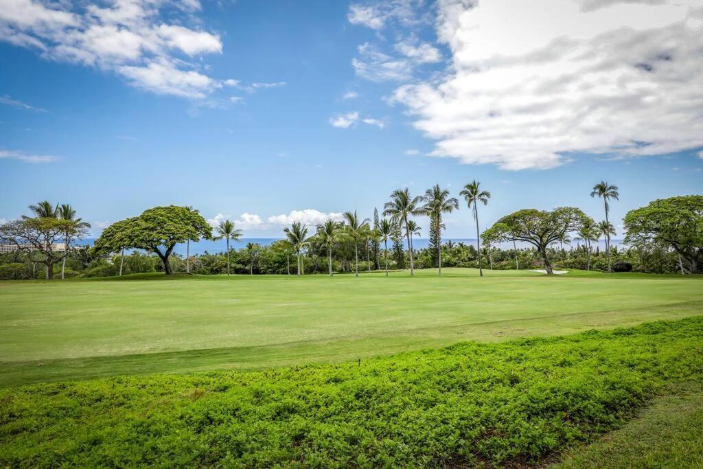 Beautiful 2/2 Condo In Kailua Kona. Ocean View! Exterior photo